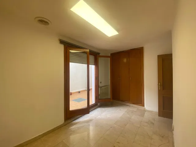 ✨ Amplio piso con gran potencial en Santa Catalina ✨ — 41