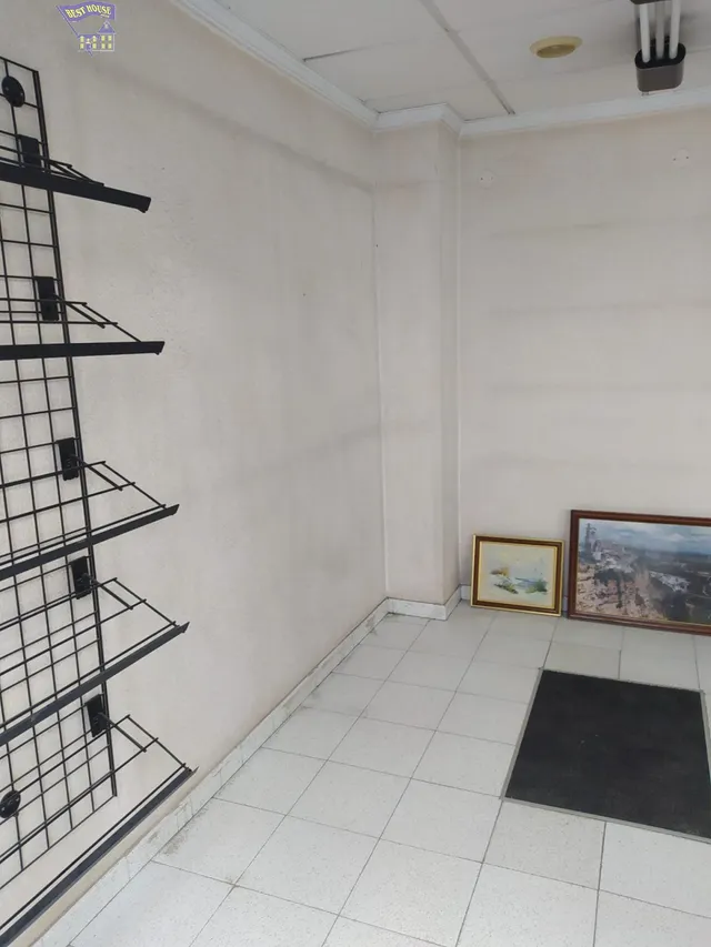 VENTA DE LOCAL EN EL CASCO ANTIGUO — 3