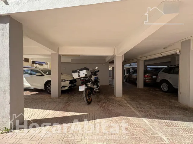 ¡REFORMADO! EXTERIOR CON ACCESO AL MAR, TERRAZA Y GARAJE — 30