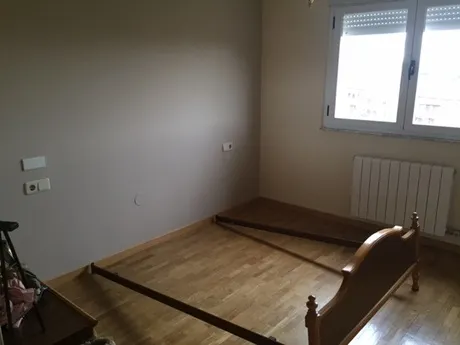SE VENDE CHALET TORRE ADOSADO EN LA BAÑEZA. — 15