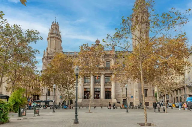 EXCLUSIVA OFICINA DE DISEÑO DE 226 M2 EN EL CORAZÓN DEL BARRIO GÒTIC — 31