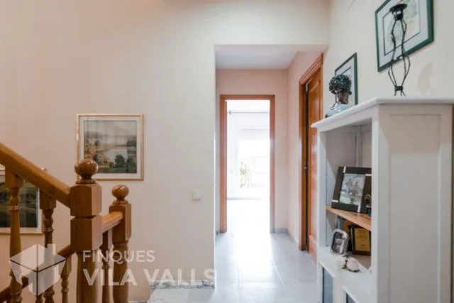 Casa con terraza, jardín y amplios espacios — 35