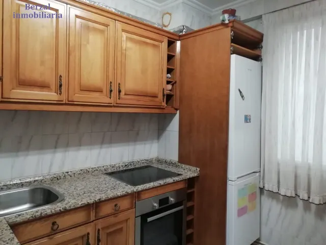 PISO AMPLIO EN LAS PEATONALES — 8
