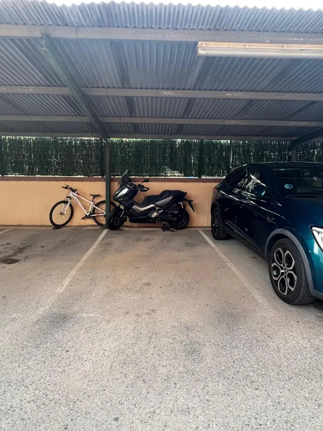 Piso reformado con dos dormitorios, piscina y parking propio en zona juzgados, Benidorm — 23
