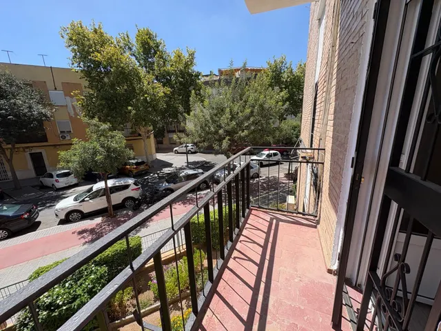 VIVIENDA EXTERIOR CON 3 habitaciones Y DOS TERRAZAS JUNTO A LA UNIVERSIDAD DEL SAGRADO CORAZÓN — 24