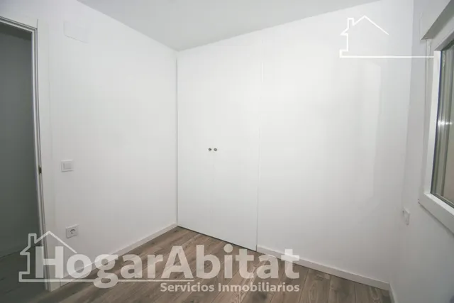 Reformado y muy bonito con balcón junto av. del maestro rodrigo — 20