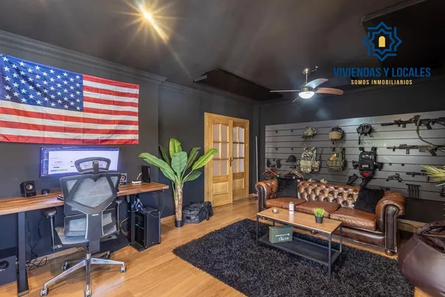 INCREÍBLE CHALET INDEPENDIENTE EN ZONA PRIVILEGIADA — 12