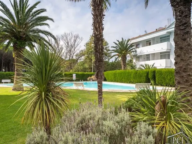 Apartamento en planta baja con jardín privado y piscina comunitaria en Pals — 25