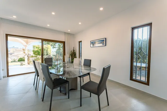Chalet 4 habitaciones 667m² en venta - Costa del Sol — 26