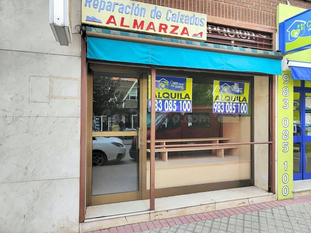 Local disponible en zona de alto tránsito peatonal - Parquesol — 3