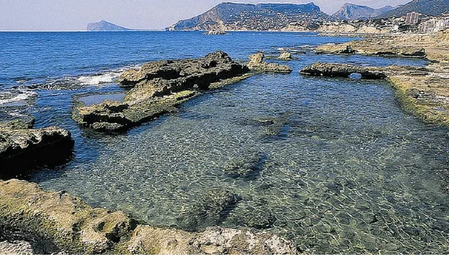 Extraordinario apartamento de nueva construcción a la venta en Calpe con vistas al mar. — 16