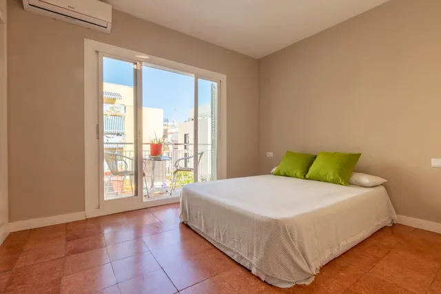 Un Dúplex en Sitges con mucho Ambiente — 21