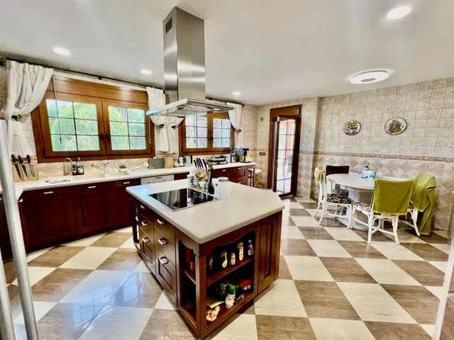 CHALET INDEPENDIENTE CON GRAN PARCELA Y PISCINA PRIVADA EN EL ALBIR, ALFAZ DEL PI — 14