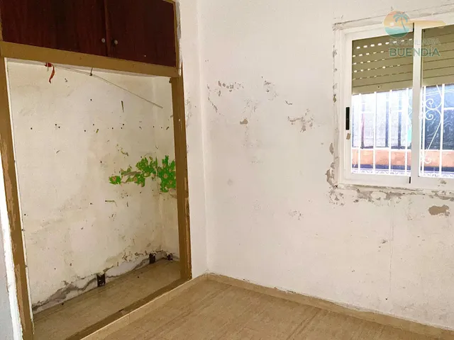 Apartamento en planta baja en la zona de playasol. — 11
