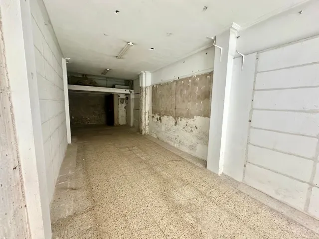 Local comercial en Floranes — 8