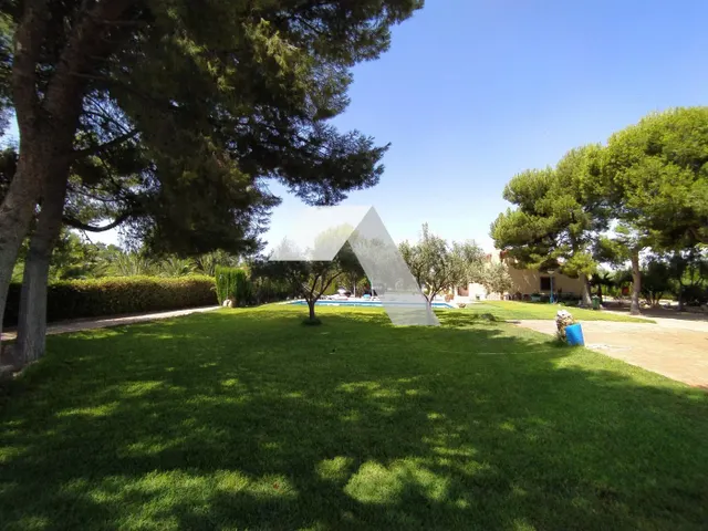 Chalet en venta — 3