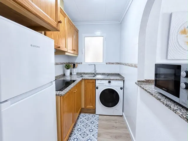 Apartamento 1 habitación 51m² en venta - Estacion de autobuses — 4
