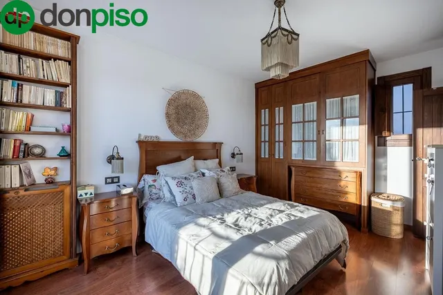 CASA SINGULAR EN ALBAICÍN JUNTO A PUERTA DE ELVIRA — 22