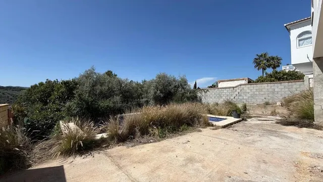 Venta de Chalet independiente en Alcaucín, Málaga. — 32