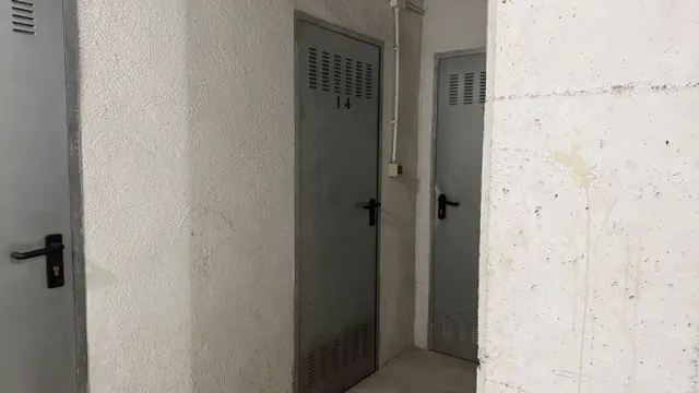 PISO DE TRES DORMITORIOS CON PISCINA CLIMATIZADA, GIMNASIO Y SAUNA EN SAN PEDRO DEL PINATAR — 36