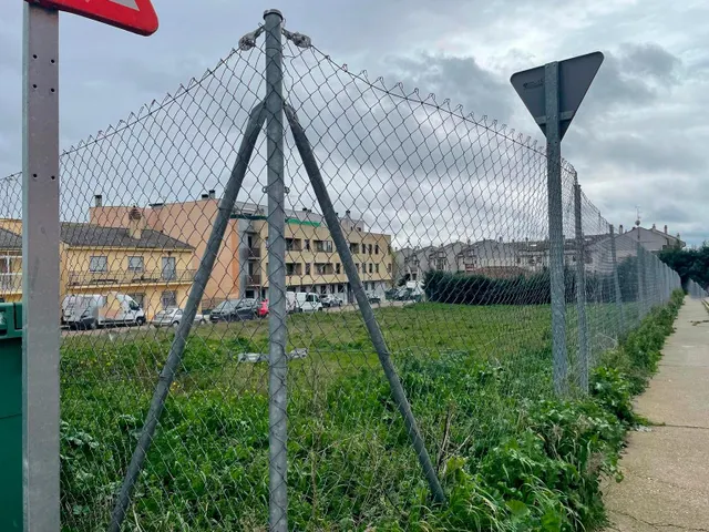 Urbis te ofrece una parcela en venta en Aldeaseca de la Armuña, Salamanca. — 3