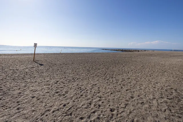 !! IMPRESIONANTE VIVIENDA EN PRIMERA LINEA DE PLAYA !! — 38