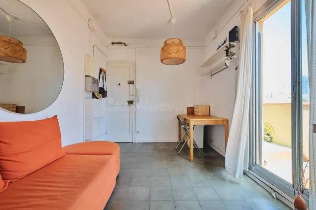 ACOGEDOR ÁTICO CON 13M2 DE TERRAZA PRIVADA UBICADO A 200 MET - foto 2