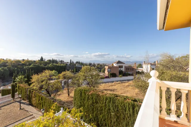 ¡MAGNIFICO CHALET INDEPENDIENTE CON CALIDADES ESPECTACULARES Y PISCINA PRIVADA EN GOJAR! — 36