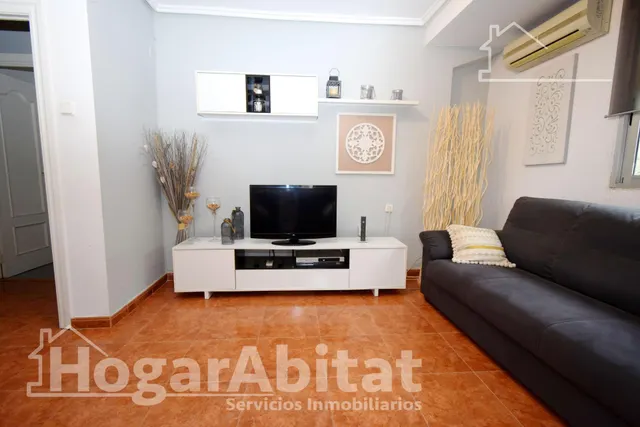 ¡CERCA DE LA PLAYA! EXTERIOR CON ASCENSOR Y TRASTERO — 11