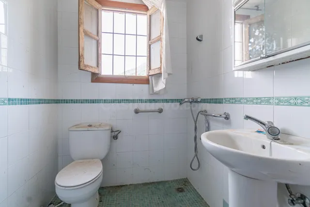CASA CON PARCELA EN RIOFRIO - foto 4
