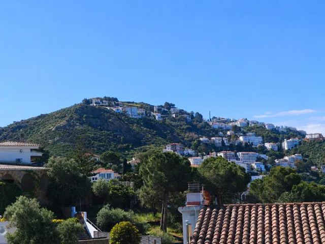 Apartamento 3 habitaciones 128m² en venta - Puig-Rom — 33