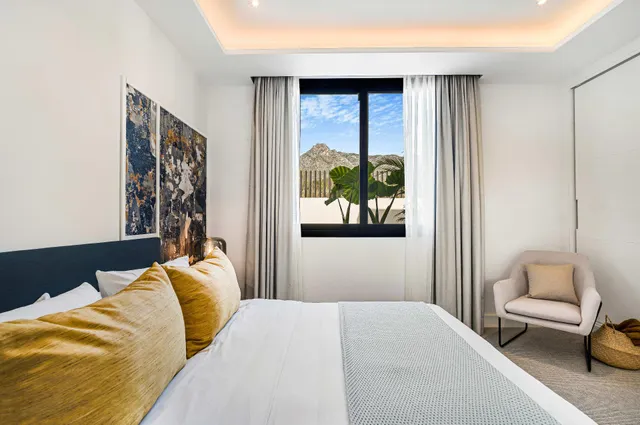 Contemporanea villa en Milla de Oro, Marbella — 19
