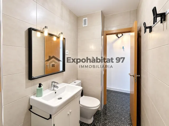 ¡apartamento totalmente renovado a 50m del mar con licencia turística! — 12