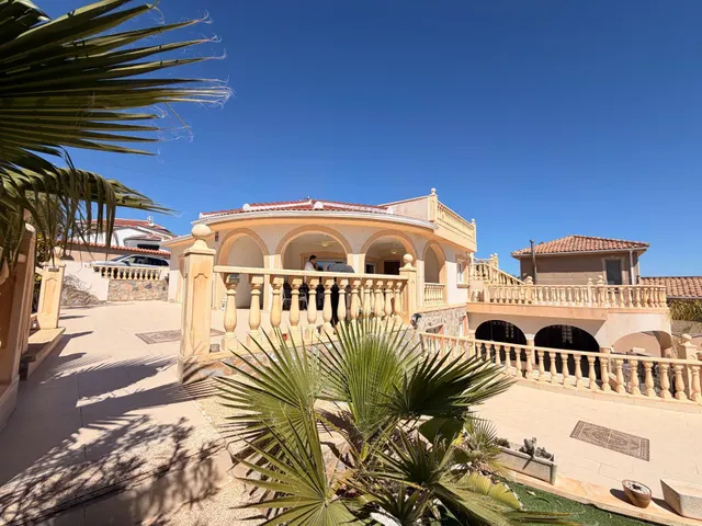 Villa 5 habitaciones 246m² en venta - Centro de la Ciudad Quesada — 40
