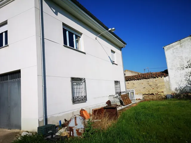 Urbis te ofrece un espectacular terreno con chalet en venta en Ciudad Rodrigo, Salamanca. — 4