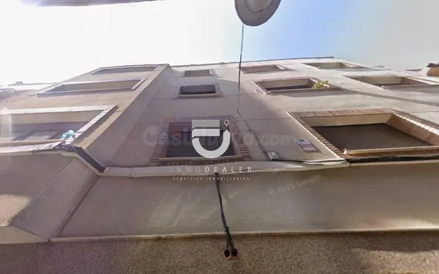 Piso okupado en Lloret de Mar (Girona) - foto 3
