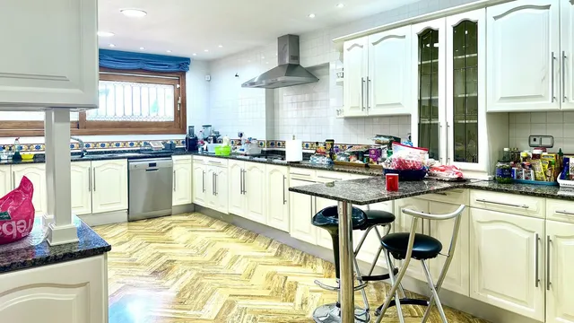 Chalet 7 habitaciones 834m² en venta - Marbella — 31