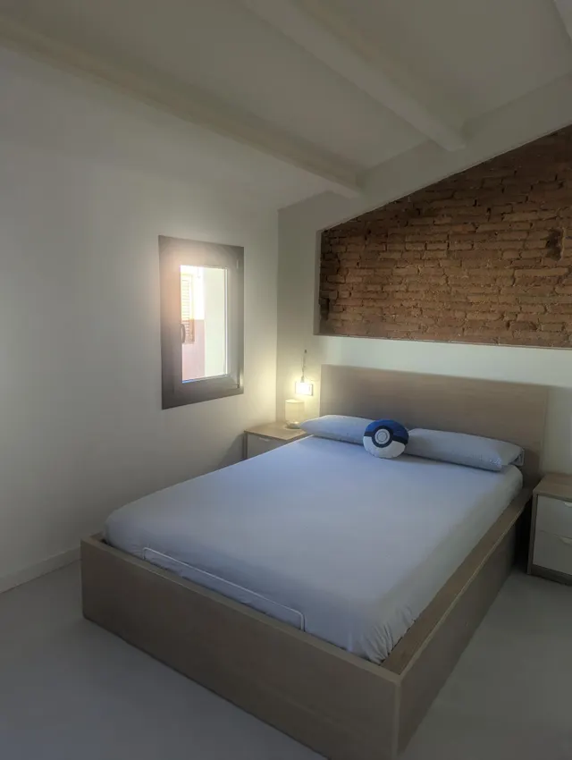 Casa en barri antic – totalmente rehabilitada – 3 lavabos completos — 20