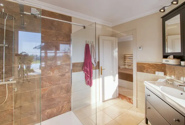 Chalet 4 habitaciones 440m² en venta - Costa Del Sol — 17