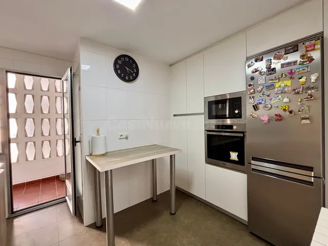 VENTA PISO AMPLIO ZONA CENTRO DE PONFERRADA - foto 4