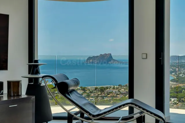 Villa 4 habitaciones 310m² en venta - Pla del mar — 2
