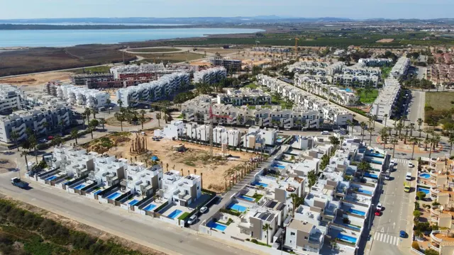 Apartamento 2 habitaciones 96m² en venta - EL RASO — 36