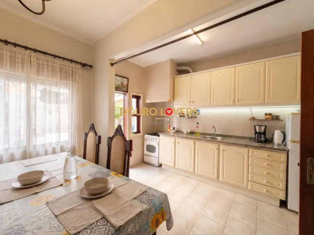 Edificio 7 habitaciones 300m² en venta - Póvoa de Varzim - Beiriz - Argivai — 7