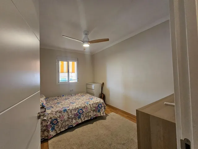 Piso familiar con Garaje, Trastero y Piscina en El Pinillo, a 800 Metros del Mediterráneo — 28