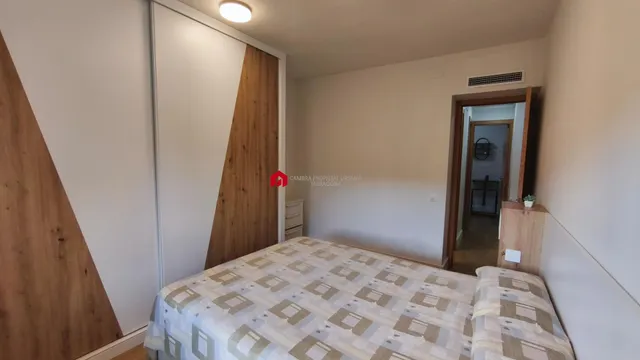 En venta piso en el centro de Tortosa. — 27