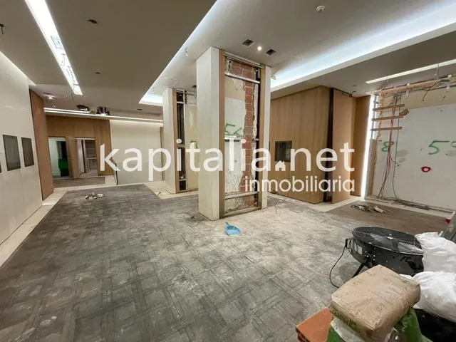 Local comercial en alquiler en el centro en Valencia (Valencia) — 7