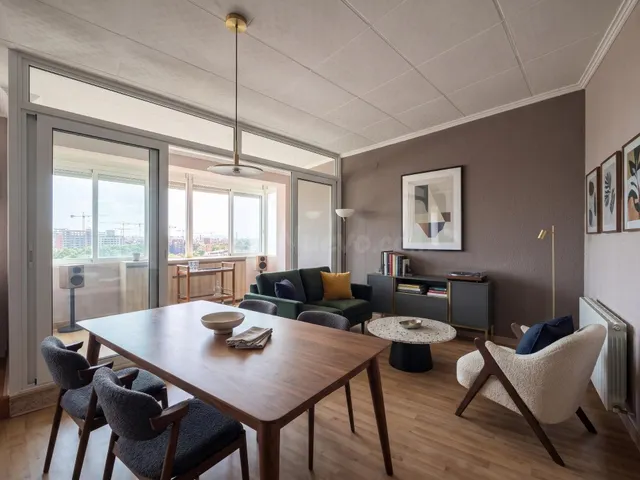 Ático en venta en Viladecans – Amplio, céntrico y con ascens