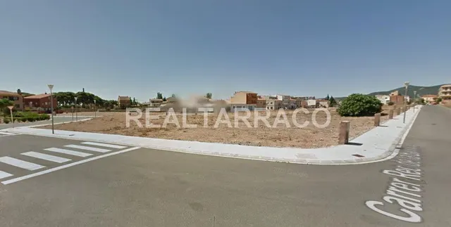 ️ Parcela urbana sin edificar en El Pla de Santa Maria (Tarr - foto 3