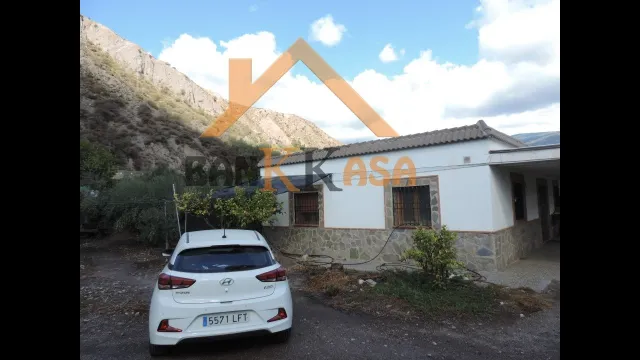 SE VENDE CASA CON TERRENO EN CHERÍN (UGÍJAR) PROVINCIA DE GRANADA — 18