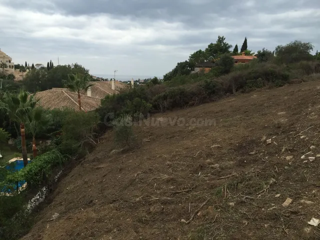 Terreno con vistas en Elviria, Marbella - Ideal para villa